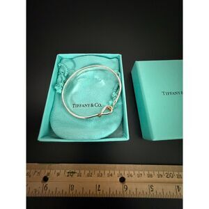 Tiffany & Co. Bracelet Hook & Eye Bangle
